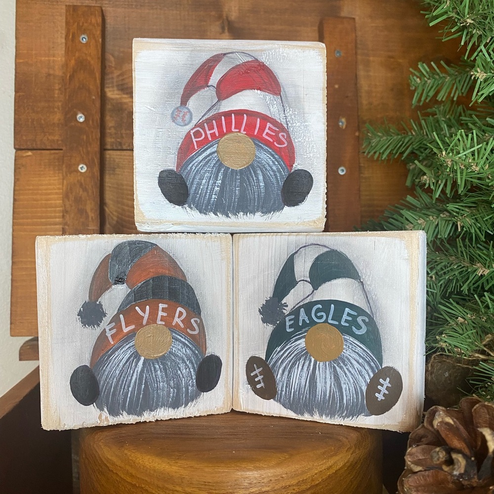 Wooden gnome painting (Phillies, Eagles, Steelers, etc.)